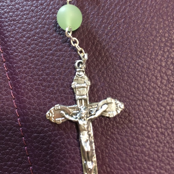 Car Blessing Green Beads Handmade - Picture 3 of 4